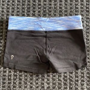 ivivva black shorts reversible